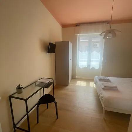 Quarto em Acomodações Particulares Via Piave *